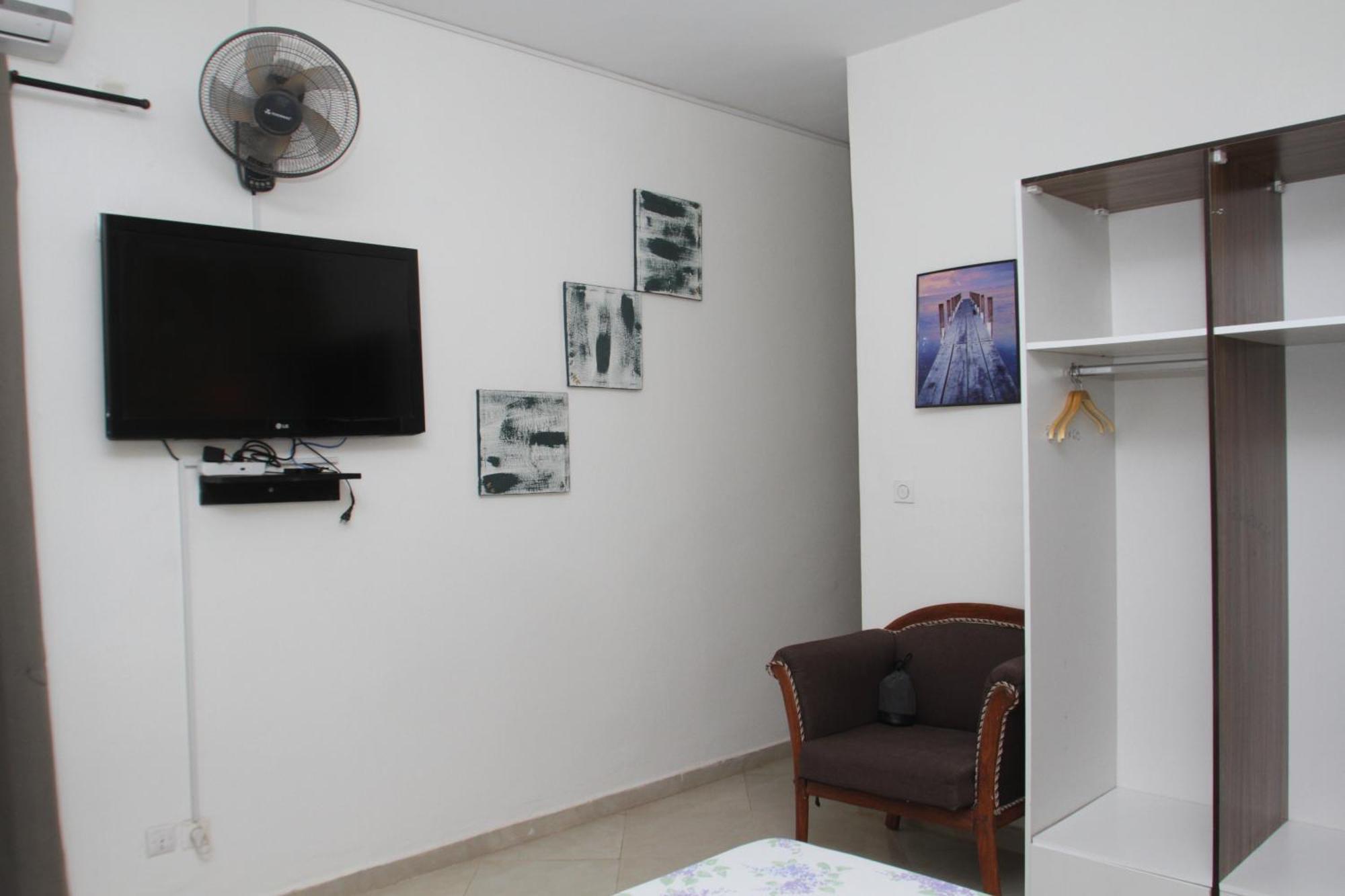 "La Coquille", Joli Loft, Moderne, Propre, Sur Et Calme Au Coeur De Salyアパートメント エクステリア 写真